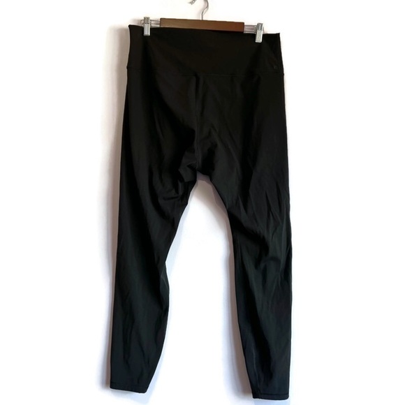 EUC EVERLANE Perform 24/7 Regular Length Black Nylon Blend Leggings Size XXL - Picture 9 of 10